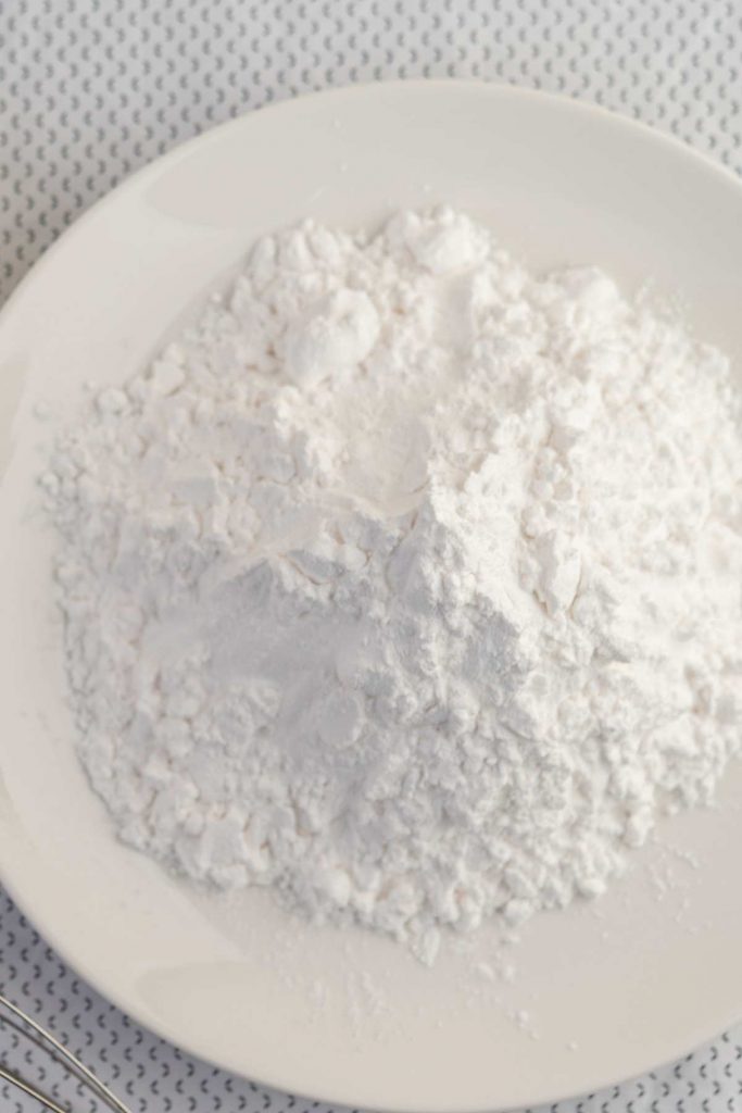 12 Best Tapioca Flour Substitutes IzzyCooking