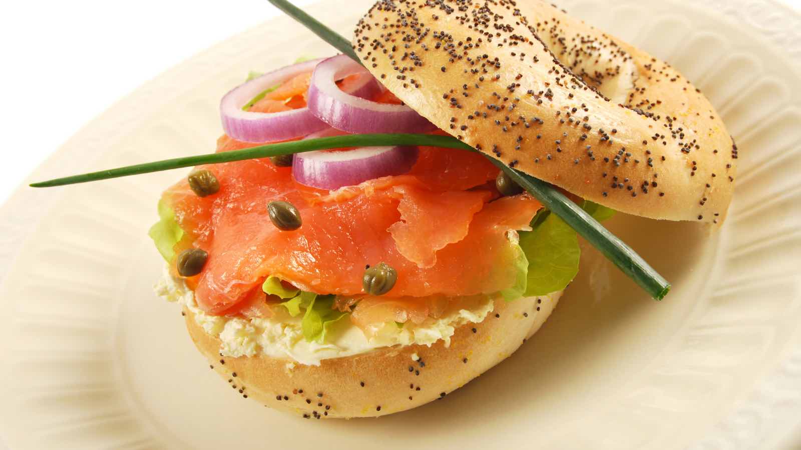 Easy Smoked Salmon Bagel-image