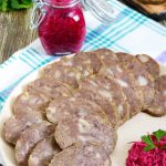 Braunshweiger is a new kind of smoked sausage that hails from Germany and is made from liver. Often confused with liverwurst, Braunshweiger is also soft and spreadable, just like pâté. You can use it to make different spreads and sandwiches for lunch or for dinner!