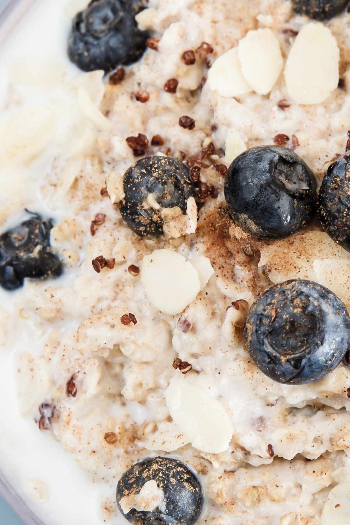 Flaxseed and Blueberry Oatmeal