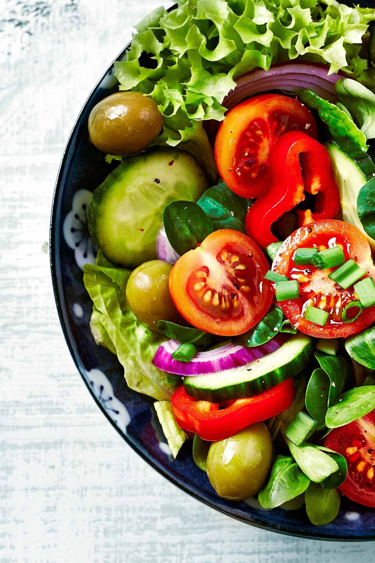 Lettuce Salad with Tomato and Cucumber