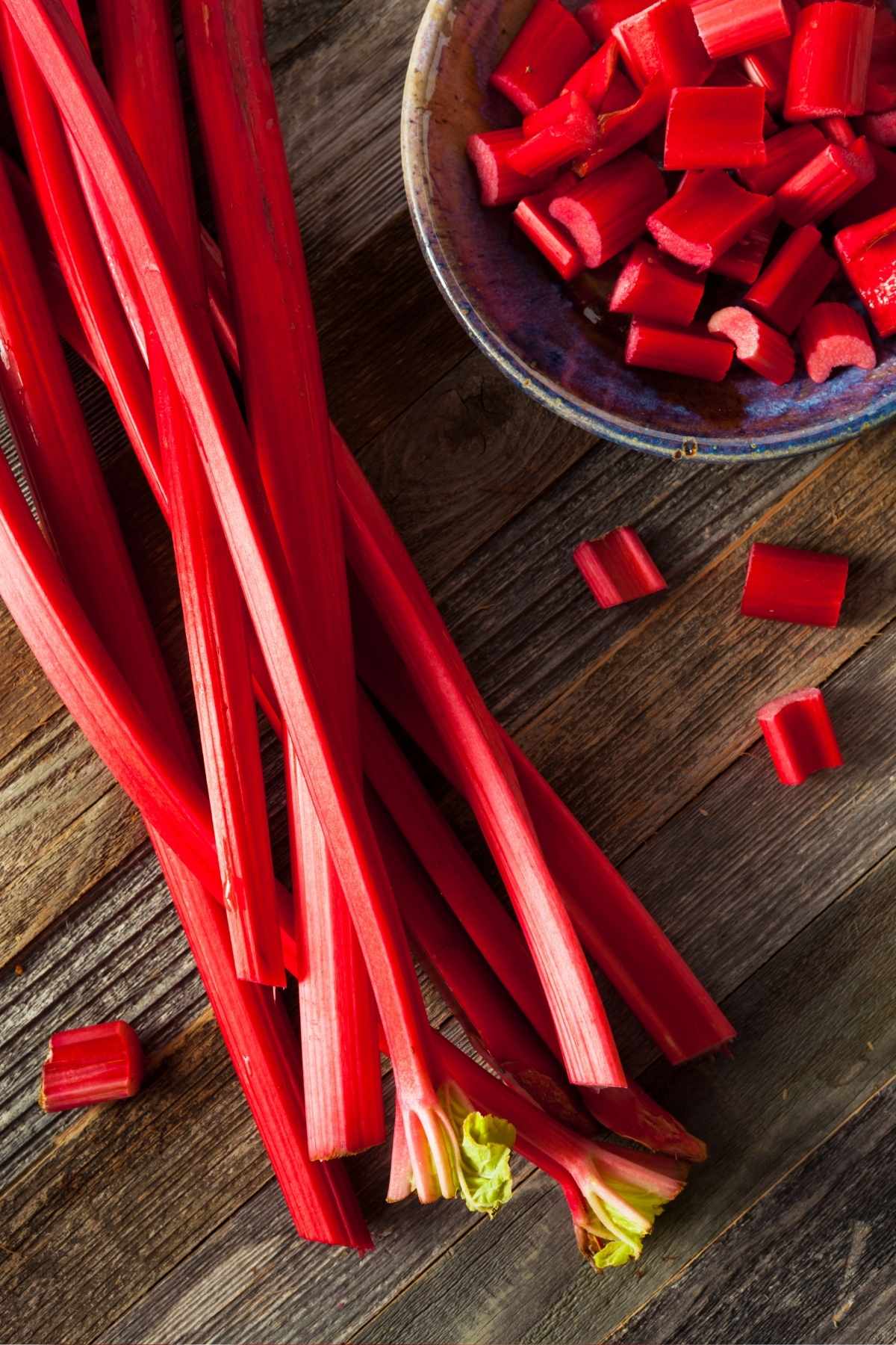 The pinky-green appearance of rhubarb makes it look like colorful celery. Although it might be most popular in a variety of desserts, its tart, sweet, sour and tangy flavor is not limited to only sweet dishes. It’s actually a bit saddening that this vegetable is nicknamed “pie plant” as it has so much more to offer.