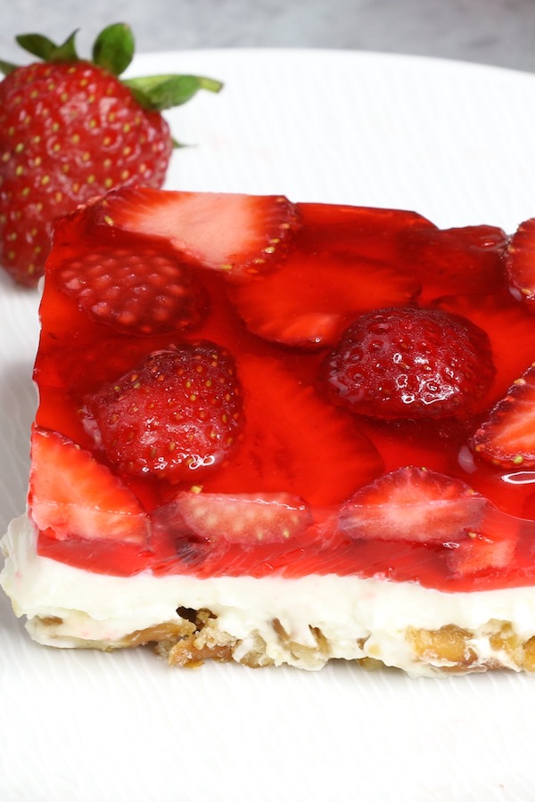 Strawberry Pretzel Salad