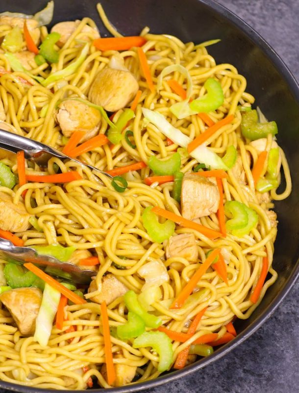 Easy Chicken Lo Mein