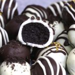 Homemade truffles can be just as tasty and beautiful as store-bought! The next time you’re hosting a party or attending a pot-luck, make a batch of truffles. They’re easy to make and you’ll be amazed at how well they turn out. We’ve rounded up 17 best Truffle Recipes. Some only have 3 ingredients!