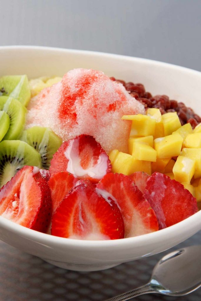 Korean Shaved Ice Dessert (Patbingsu)