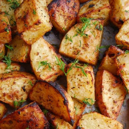 Roasted White Potatoes - IzzyCooking