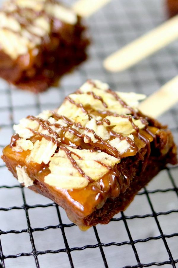 Easy Salted Caramel Brownies With Chips