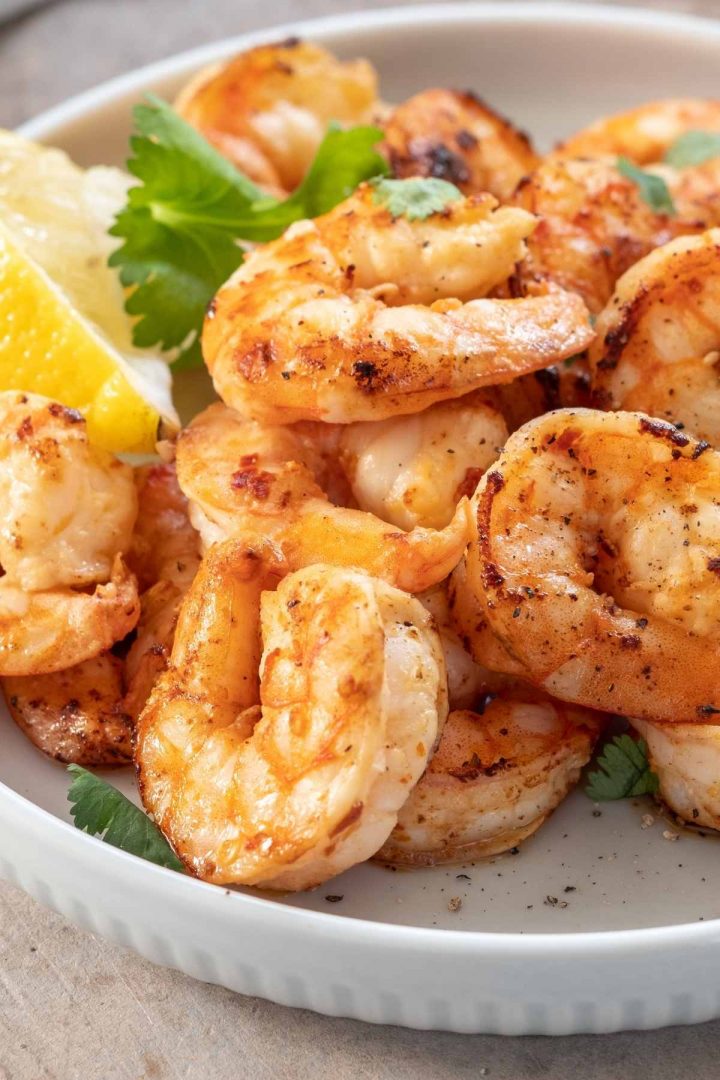 Tiger Shrimp with Garlic Butter IzzyCooking