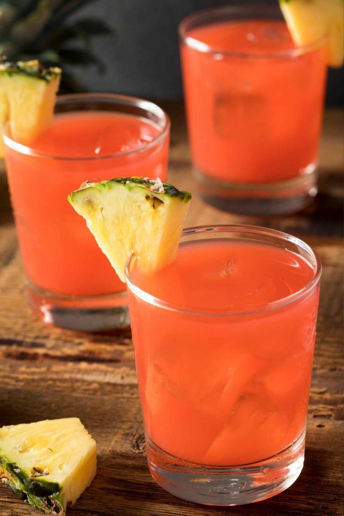 5 Minute Tropical Rum Punch