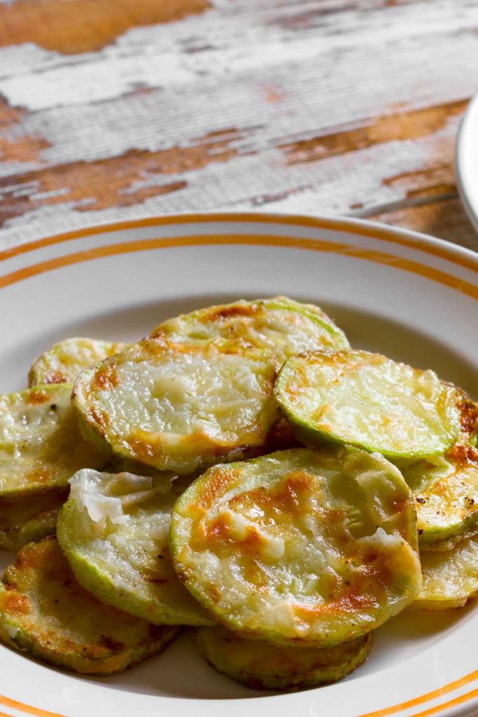 Baked Parmesan Yellow Squash Rounds