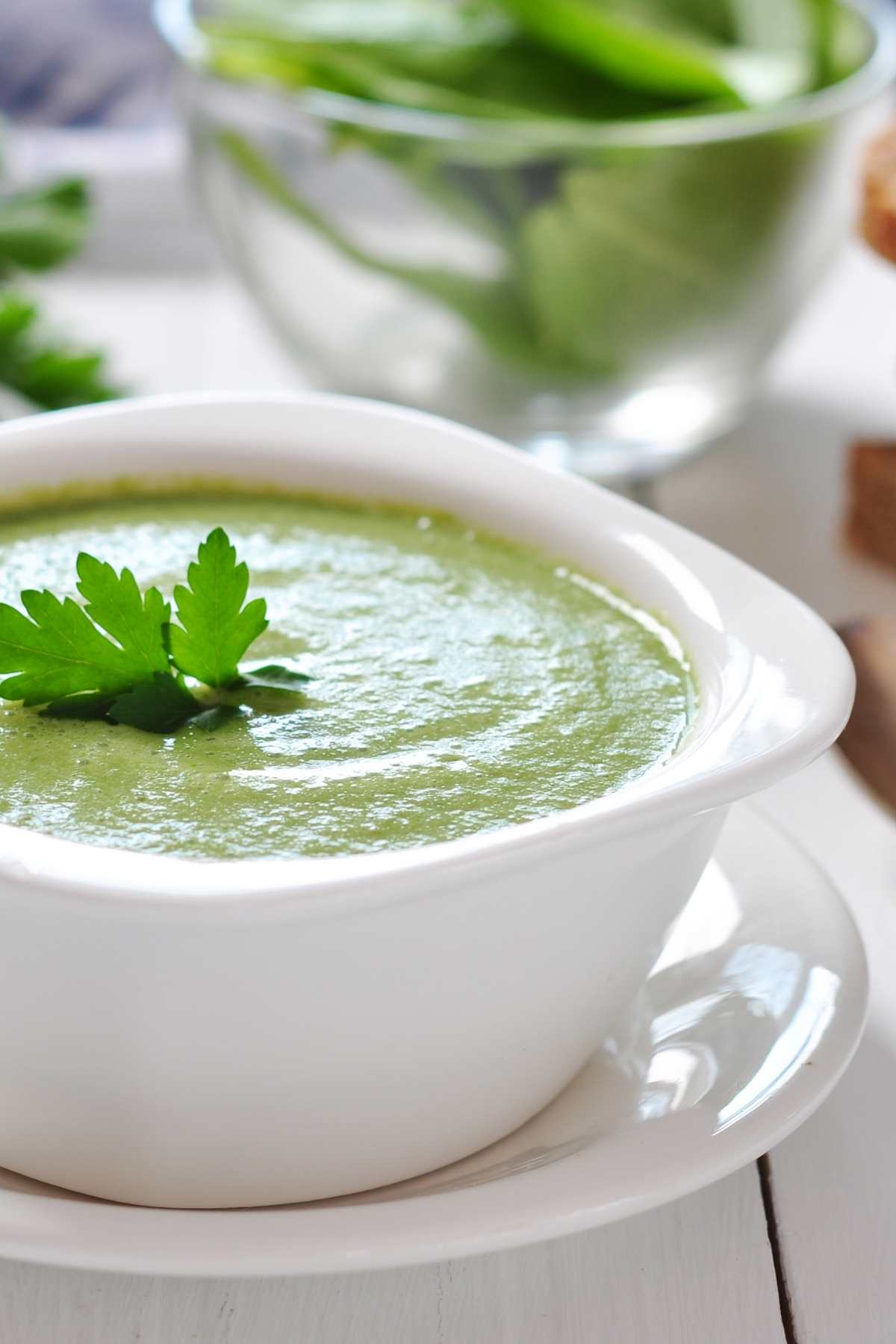 This velvety rich spinach soup is healthy, delicious, and doesn’t contain any cream! It gets its smooth texture from potatoes. If you can’t tolerate dairy or need a tasty vegan soup, give this recipe a try.