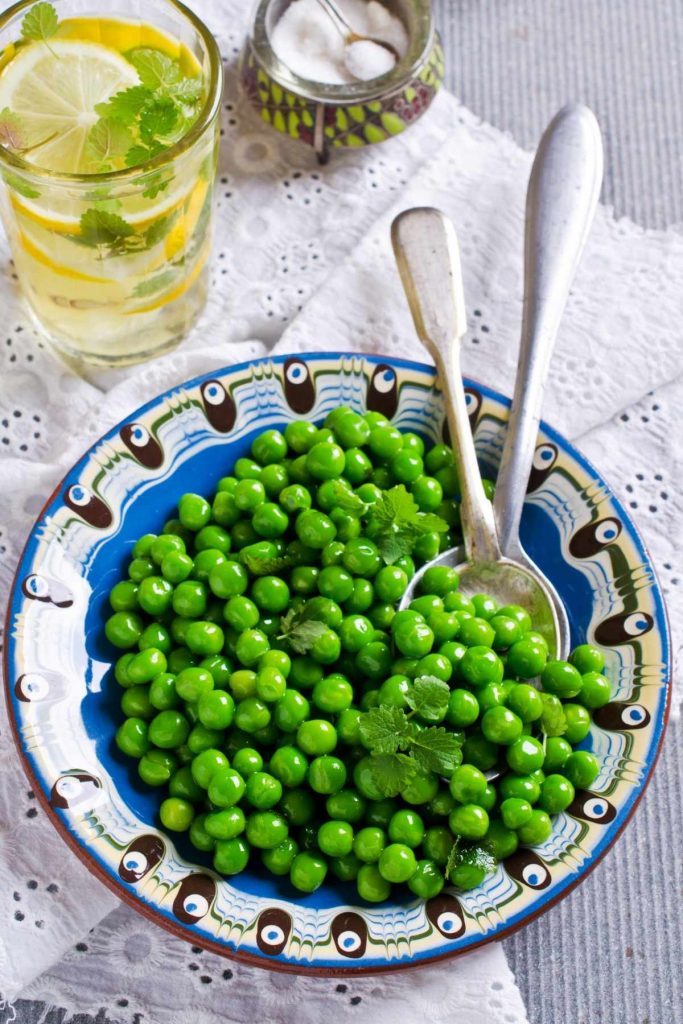 Super Easy Green Peas with Mint