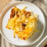 This breakfast potato casserole is ideal for weekend brunch and only takes about 40 minutes to make! Everyone will love it, including your kids.