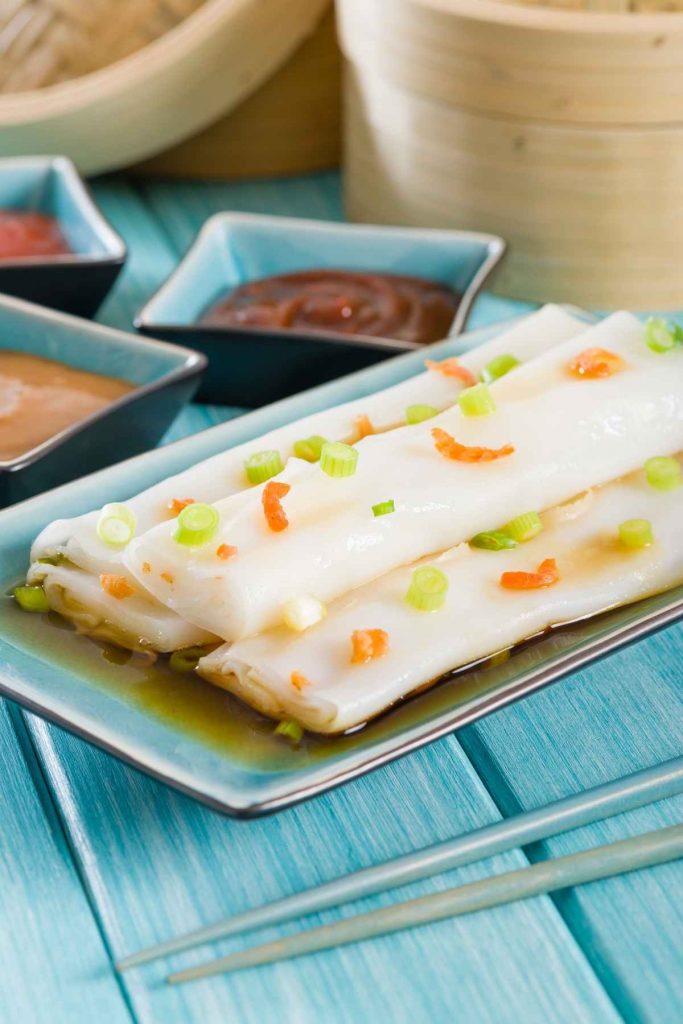 Cheong Fun (Steamed Rice Noodle Rolls)