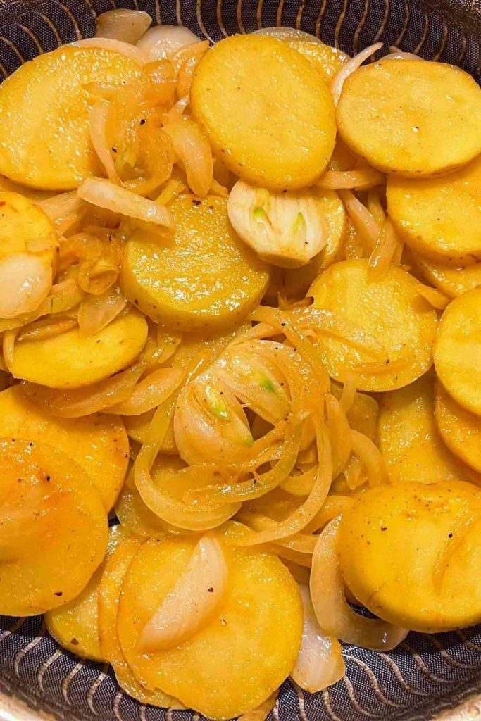 Easy Fried Potatoes and Onions