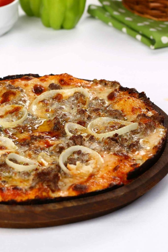 Italian Sausage and Onion Pizza