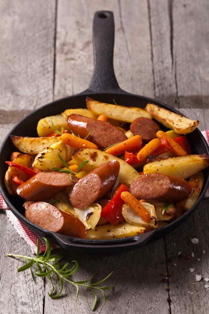 Kielbasa and Potatoes Skillet Dinner