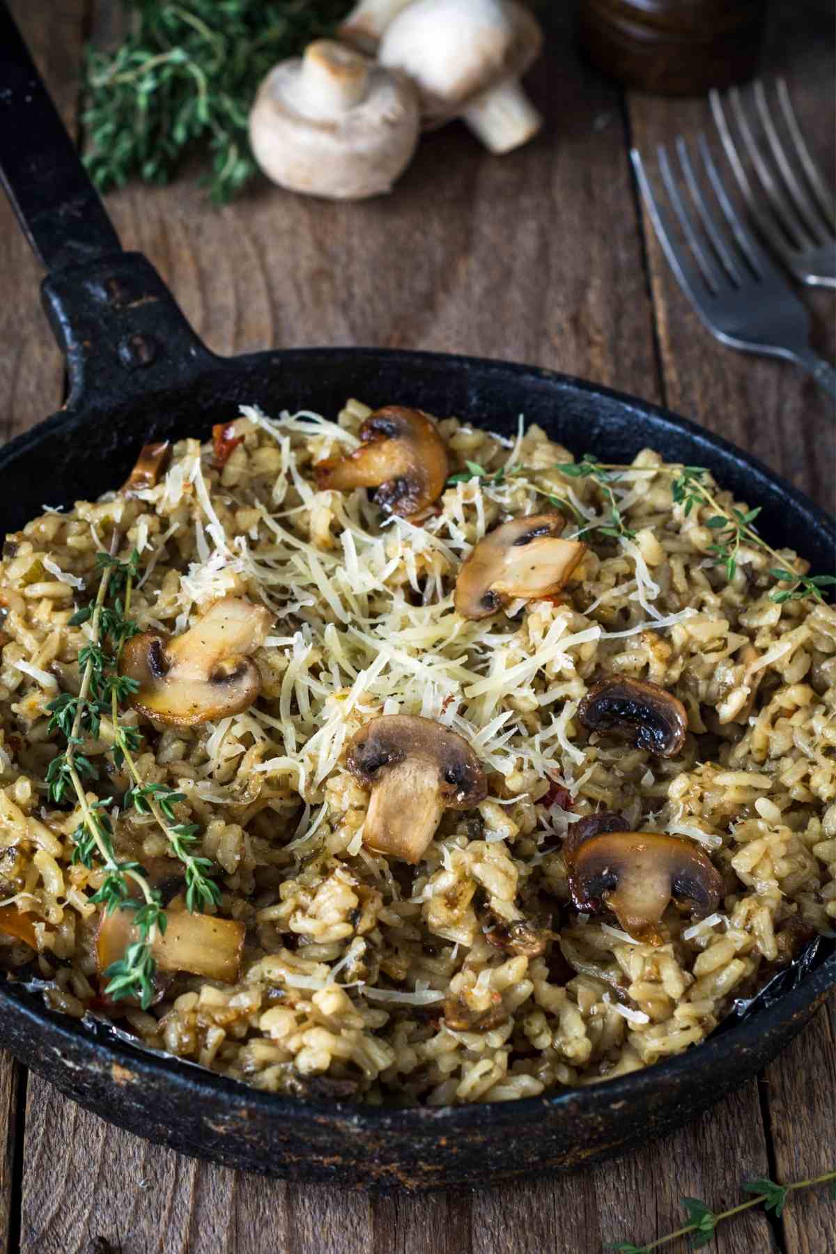 Toasted Brown Rice with Mushrooms & Thyme Recipe