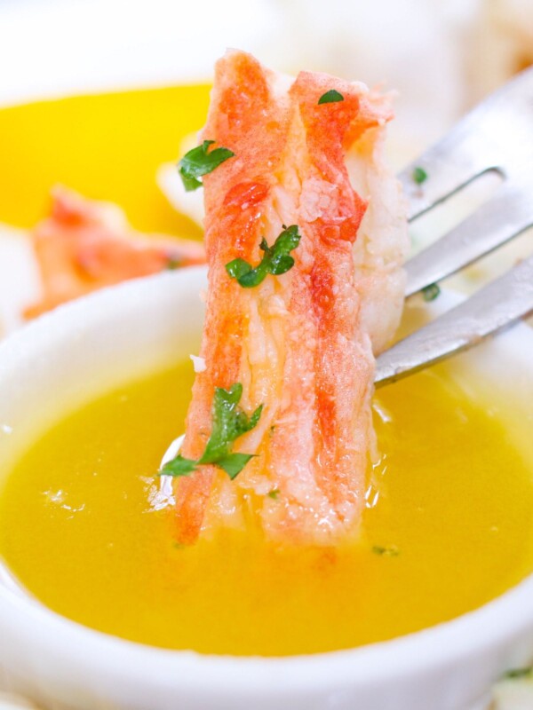 Treat your guests to these succulent Snow Crab Legs seasoned with Old Bay seasoning. They’re incredibly easy to make and ready to eat in just 10 minutes!