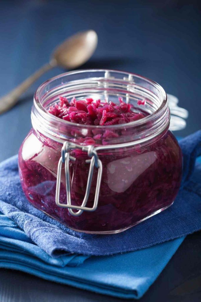 Easy Pickled Red Cabbage