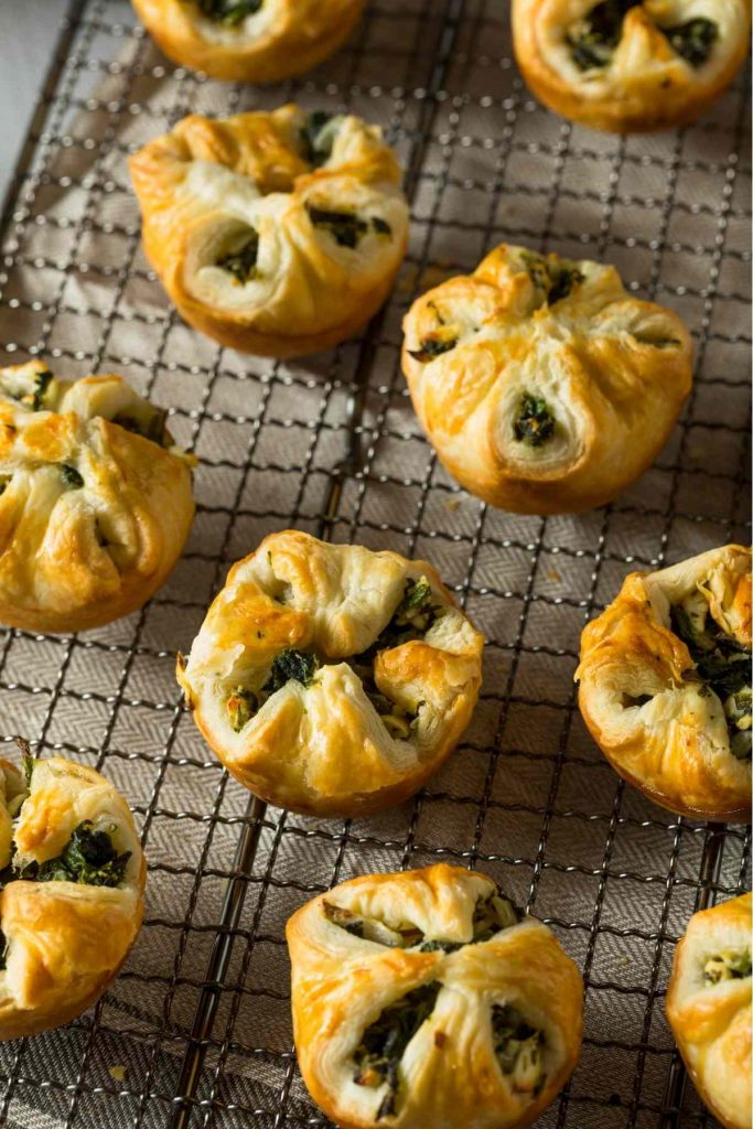 Feta and Spinach Puff Pastry Appetizers