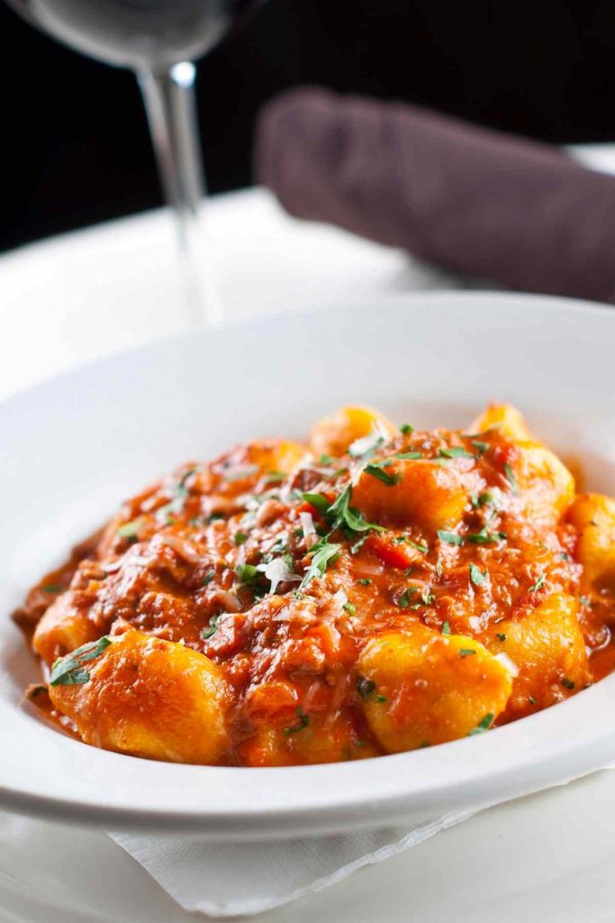 Gnocchi With Grilled Chicken In Roasted Red Pepper Sauce