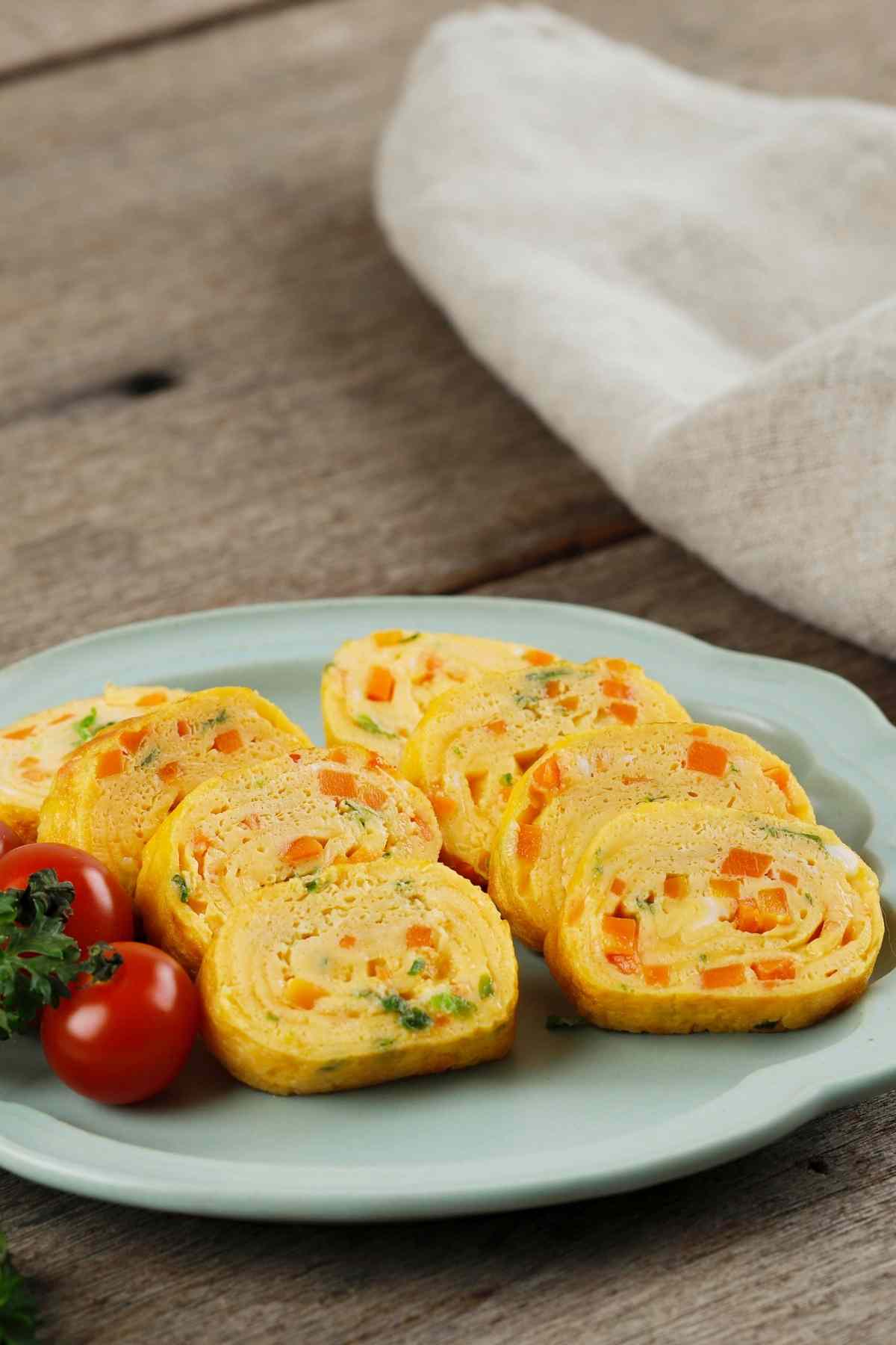 19 Best Omelet Recipes for Busy Mornings - IzzyCooking