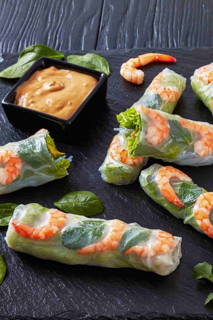 Easy Rice Paper Rolls IzzyCooking