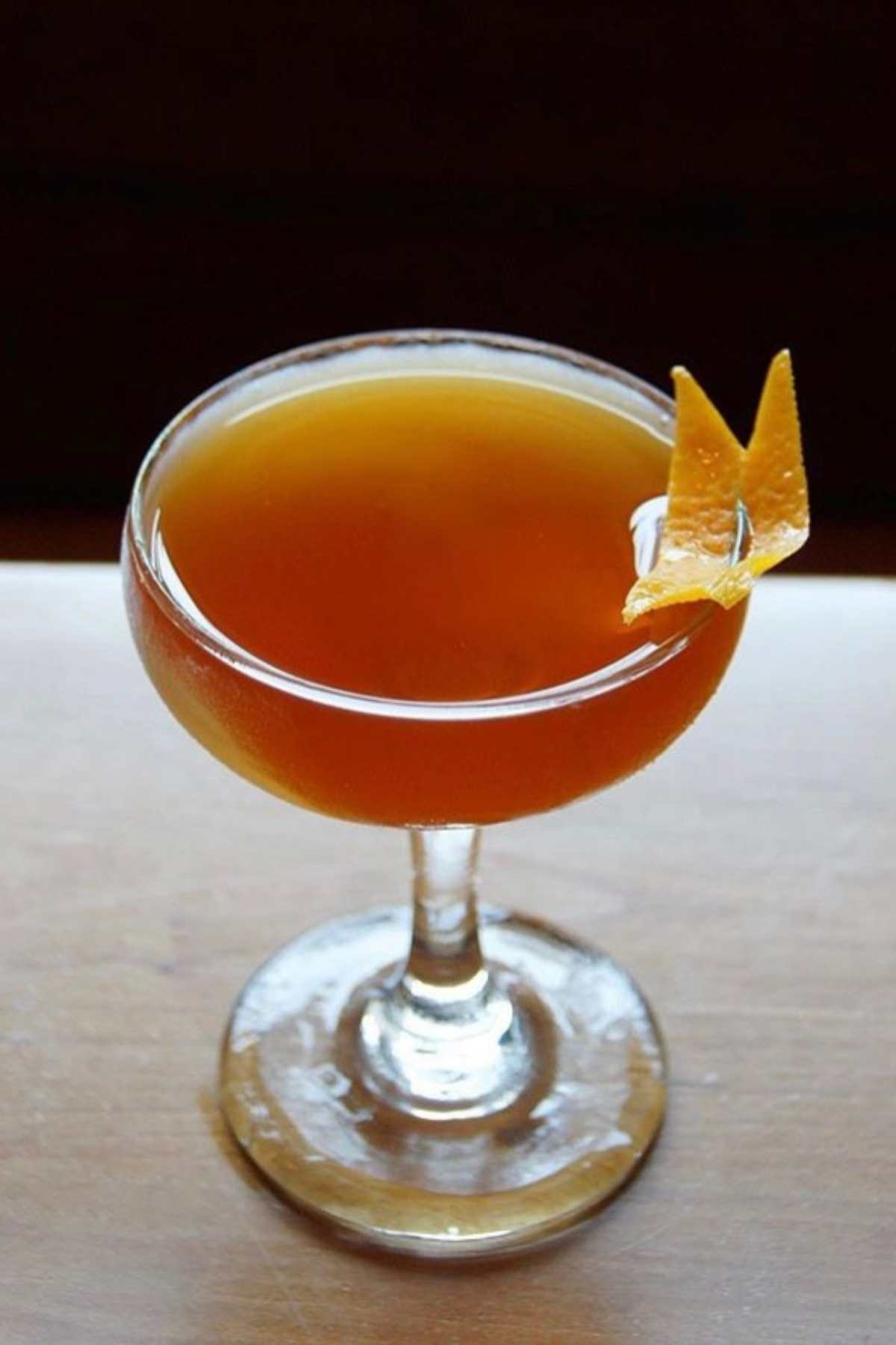 11 Best Sweet Vermouth Cocktails (Easy Vermouth Drinks) - IzzyCooking