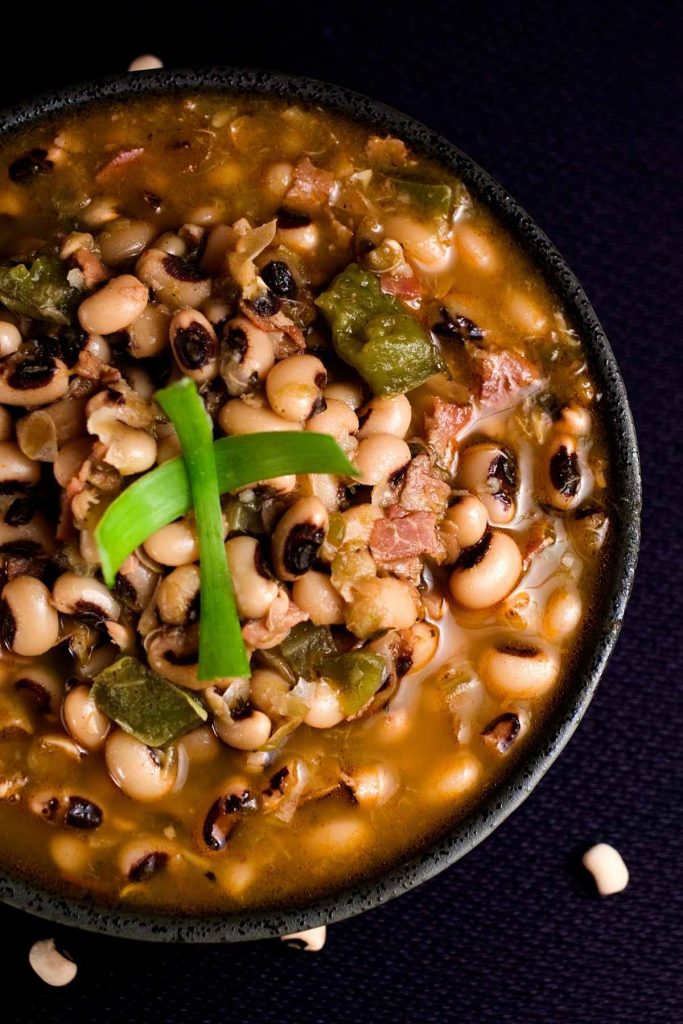 Black-Eyed Peas With Leftover Ham Bone