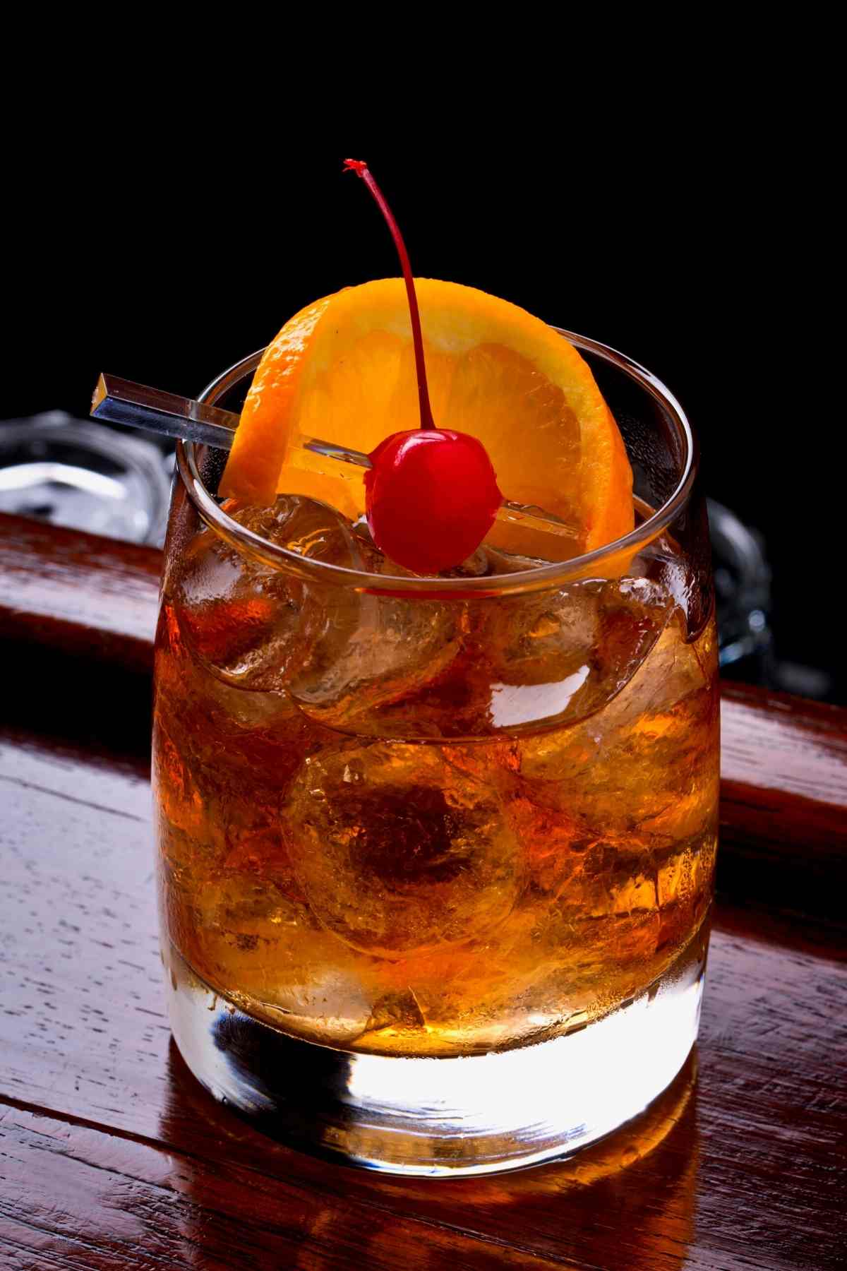 22 Best Amaretto Cocktails IzzyCooking