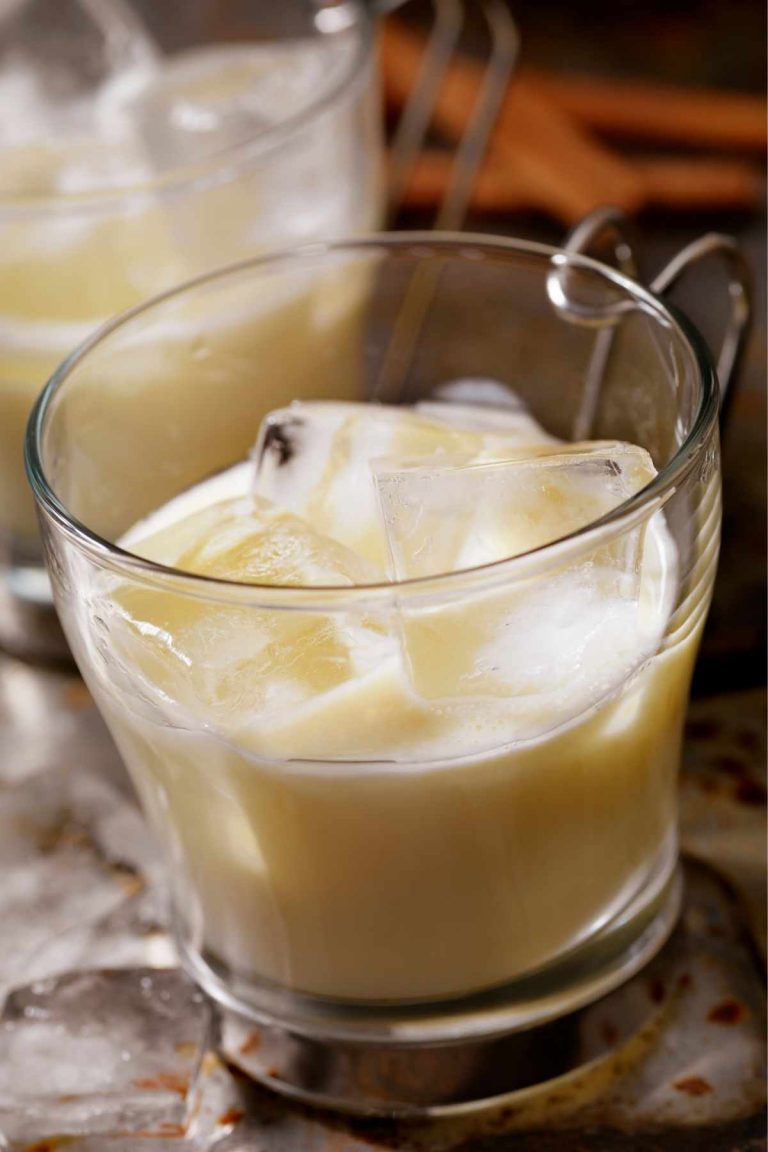 22 Best Amaretto Cocktails IzzyCooking