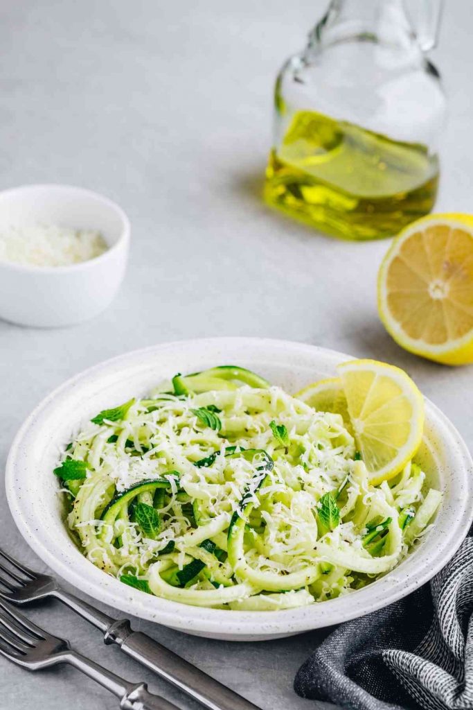 Lemon Garlic Zoodles