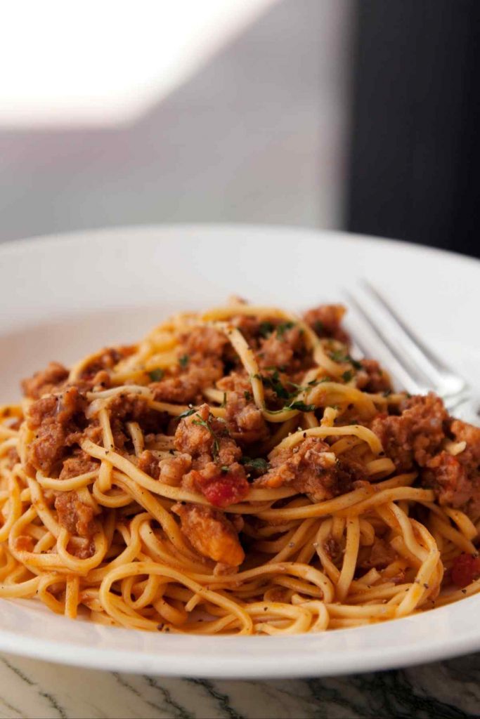 Linguine Bolognese