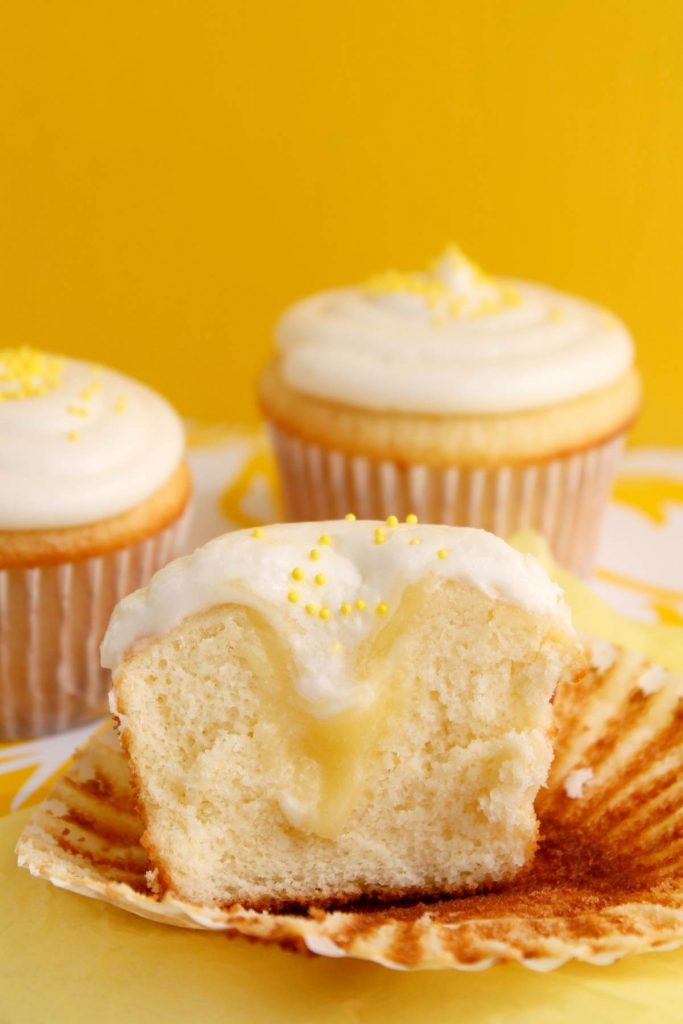 Mini Lemon Cakes