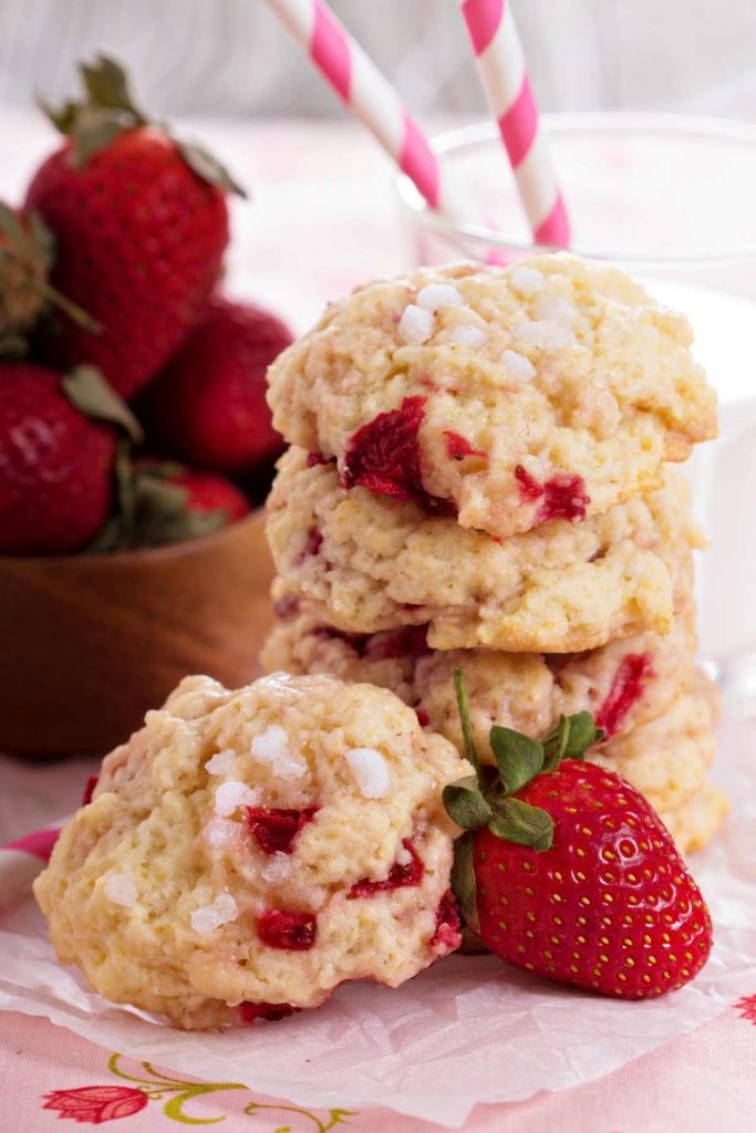 Strawberry Cookies