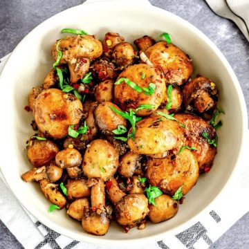 Roasted, steamed, sautéed – any way you choose, baby bella mushrooms are delicious. Here are 15 of our favorite ways to cook with these yummy mushrooms.
