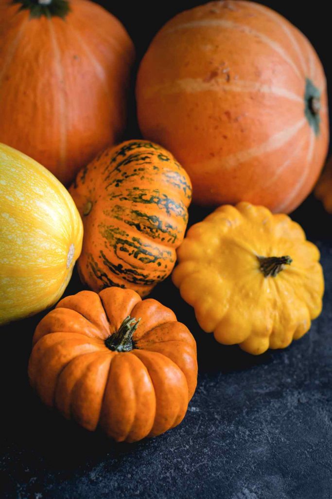 Can you eat pumpkin on a keto diet? How many net carbs in a pumpkin? In this post, we’ll share with you the best ways to use this ingredient while staying within your daily carb budget.