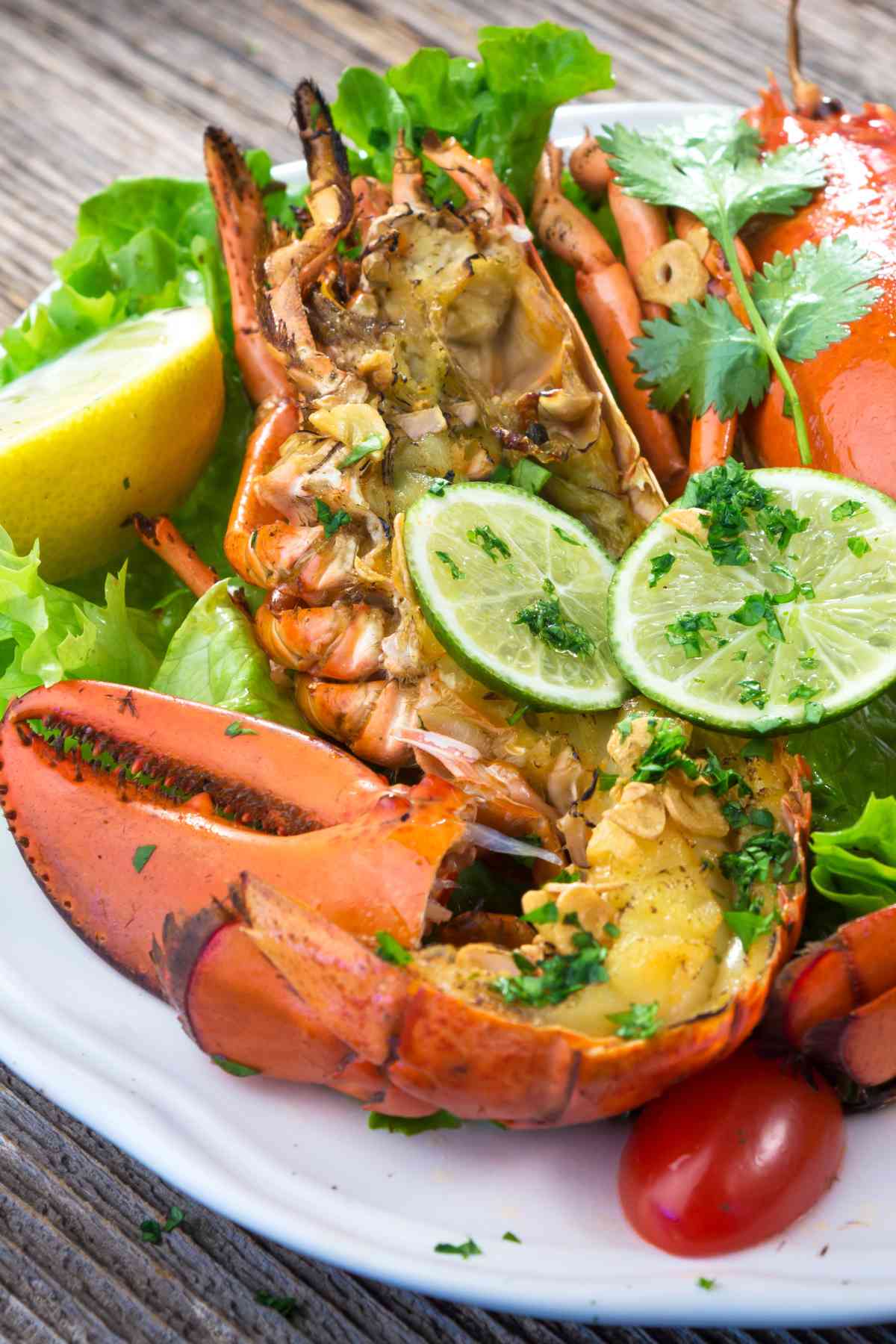 15 Popular Lobster Dinner Ideas (Quick and Easy Lobster Recipes