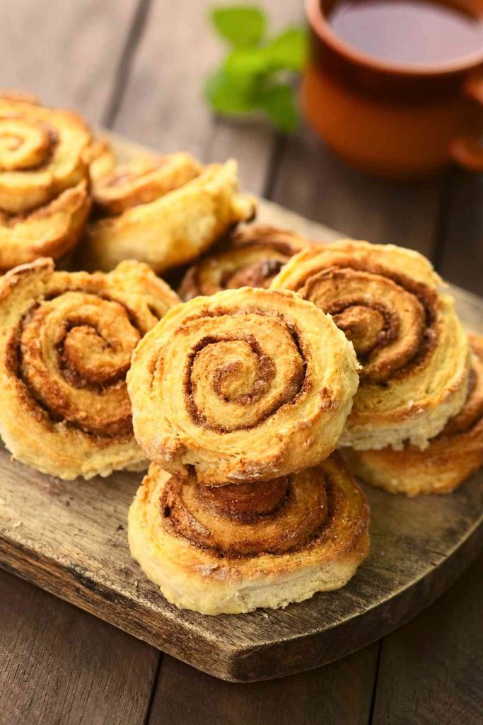 Puff Pastry Cinnamon Rolls