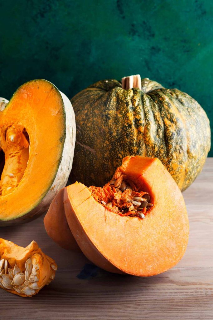Can you eat pumpkin on a keto diet? How many net carbs in a pumpkin? In this post, we’ll share with you the best ways to use this ingredient while staying within your daily carb budget.