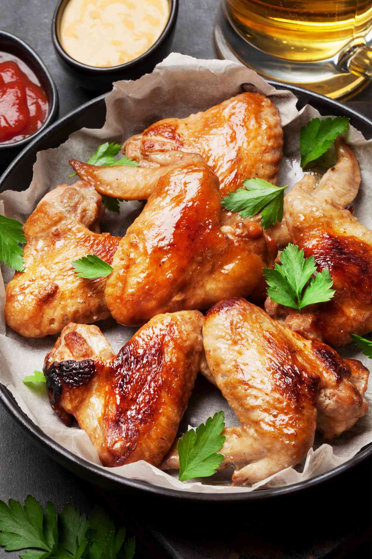 How do you get chicken wings to be as juicy and mouth-watering as possible? It all comes down to the best Chicken Wing's Internal Temperature.