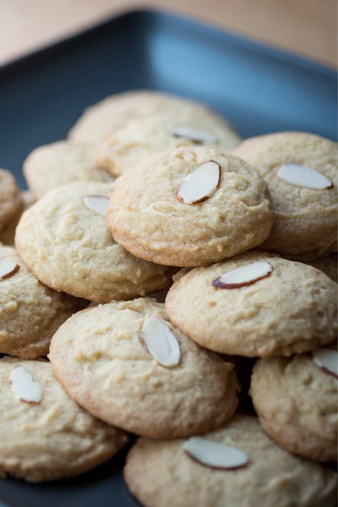 Chinese Almond Cookie