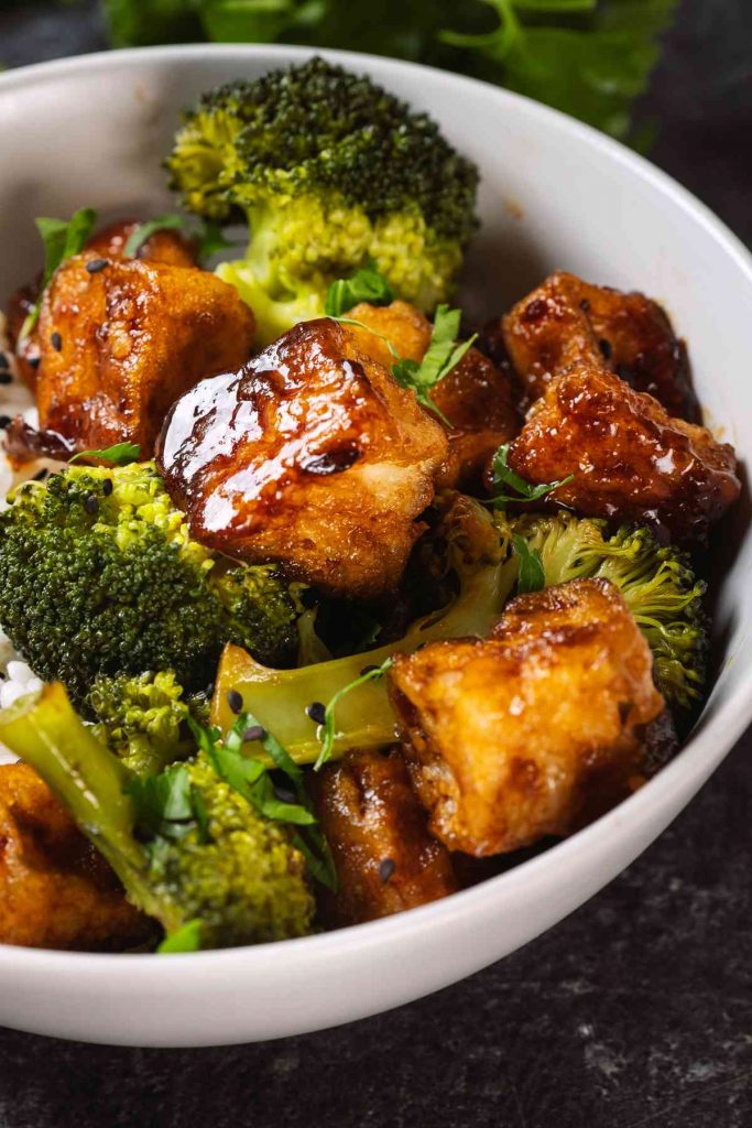 Keto Tofu Stir Fry With Broccoli