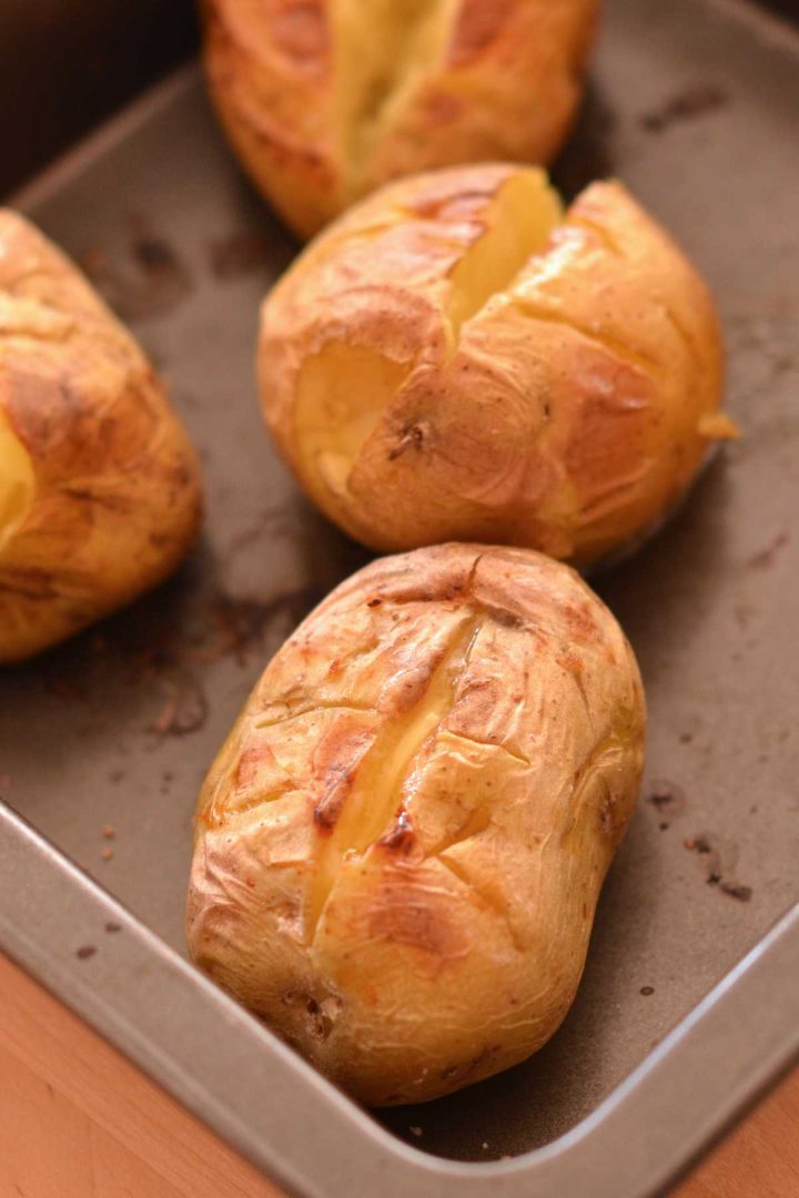 Best oven temp for baked potatoes what temperatures to bake potatoes