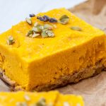 Can you eat pumpkin on a keto diet? How many net carbs in a pumpkin? In this post, we’ll share with you the best ways to use this ingredient while staying within your daily carb budget.