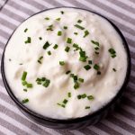 Is Sour Cream Keto? How many carbs are in sour cream? If you’re following a keto diet then you probably want to know which foods are best to eat. Read on to find out more about sour cream including how many carbs it contains and how to prepare some yourself.