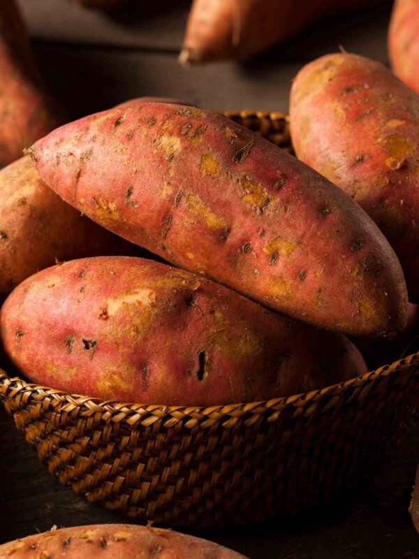 Are Sweet Potatoes Keto? We all know that sweet potatoes are nutritious food as they’re high in fiber and antioxidants, but can you eat them when you are on a keto diet? In this post, you’ll learn everything about the carb content of sweet potatoes, and how to substitute them for a keto-friendly recipe.