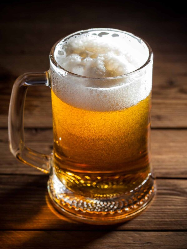 If you're on a keto diet, you may wonder whether the beer is keto and how many carbs are in beer. Beer is a popular alcoholic drink that is enjoyed by many people, but it's known to be high in carbs. However, there are low-carb beer options available that can help you stay on track with your keto diet while still allowing you to enjoy a cold brew.